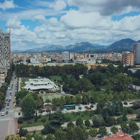 Luxury Apartment City Centre ティラナ エクステリア 写真