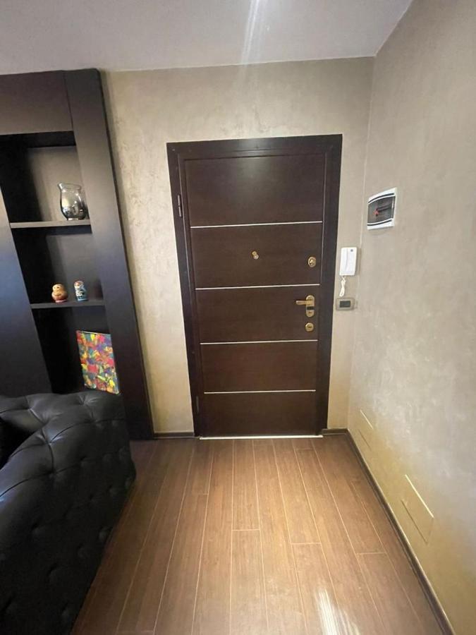 Luxury Apartment City Centre ティラナ エクステリア 写真